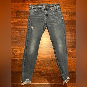 Kut From The Kloth Skinny Dark Wash cropped Distressed Jeans size 12